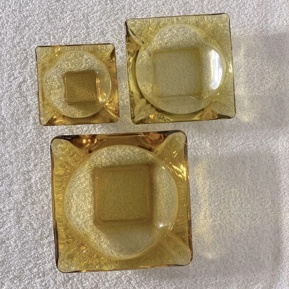 Vintage Amber Glass 3 Square Nesting Ashtrays Trinket Dishes - Picture 13 of 15